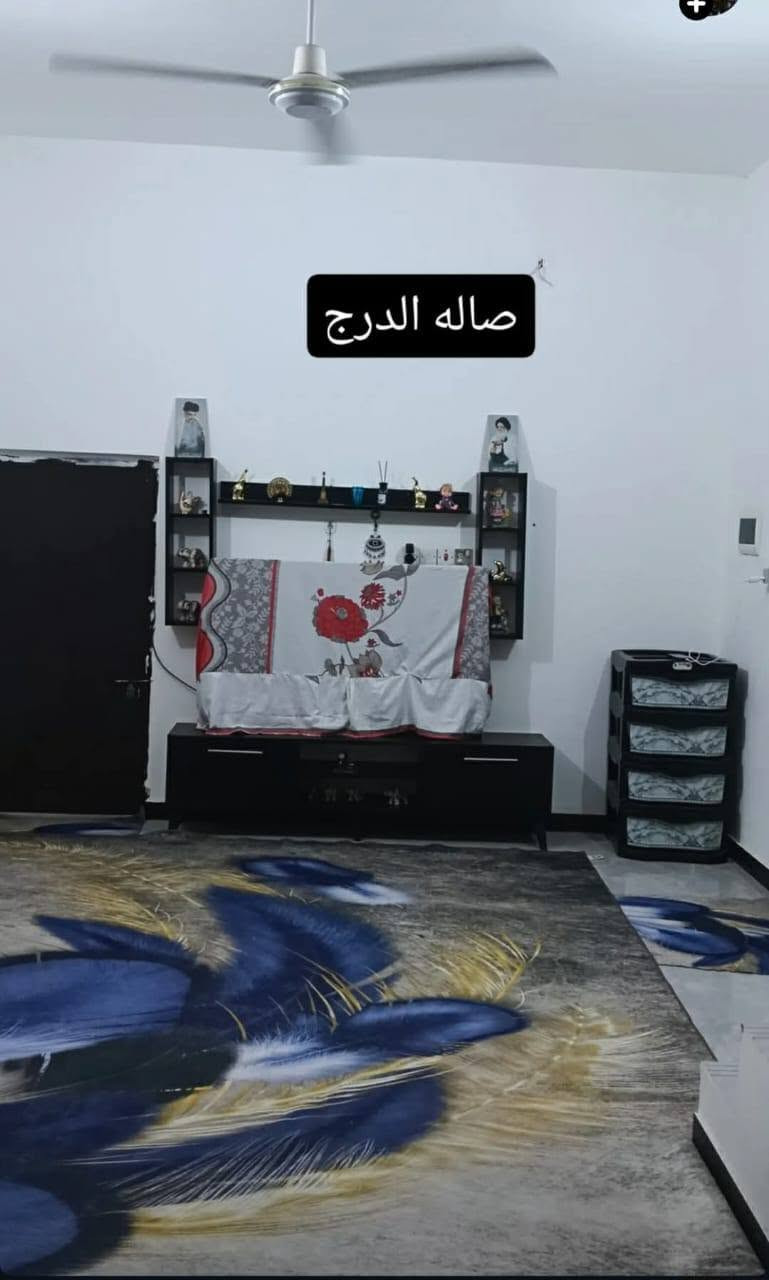 بيت زراعي للبيع في ناحية اور سديناوية مساحته ٢٠٠ متر
عنوانه شارع المركز الصحي المستوصف يبعد عنه ١٠٠ متر عن التبليط خدمات ماي مجاري رئيسيه كهرباء كيبل ضوئي للاستفسار ***********

نص مكتوب في الصور:
- 11 ث g_70._g الاستقبال جارٍ الإضافة إلى القصة • 100.0%
- صاله الدرج
- طارمه لبيت
- باب صاله ثانيه باب لمطبخ
- صحيات داخليه
- غرفه 2
- غرف 1
