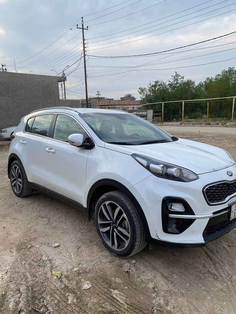 السلام عليكم
بيع او مراوس K5 
كيا سبورتج خليجي 2020 
مواصفات عادية
اشارة بالمري
قطعتين تبريد
مراية شفط
تحكمات ستيرن
كاميرا خلفية
حساسات خلفية ، امامية
ماشية 92 الف وقابل للزيادة
وضعيات قيادة ( normal - eco -sport)

ضربتها خشم البنيد ورصعة بالجنطة والجاملغ
رقم بغداد ، بأسمي التحويل ثاني يوم
السعر 176 وبي مجال
المكان ، بغداد ابوغريب

للتواصل ***********
واتساب ***********
