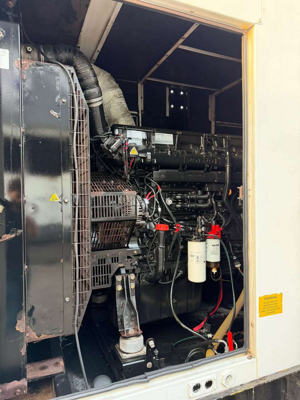 VOLVO 1641
550KVA
***********
***********
