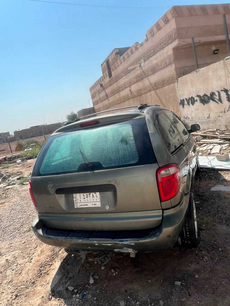 السلام عليكم عندي هاي الدوج الكرفان ٢٠٠٤ سياره مكينه مكفوله توني مبدلها حاويه المكينه كشرها نضيف بي تعديلات بسيطه السياره عطلها كهربائيات فيزوات او كطع لان جانت ماتشجن دينمو وماسويتها ضلت واكفه مكاني البصره ابي الخصيب سعر السياره ٤٢وبيها مجال نسيت شغبه السياره باب السايق مضروب وبابها موجود ماشاده وياها هم دعاميه ودرع وحداديه كامله وياها بعض الشغلات لسياره  ***********
