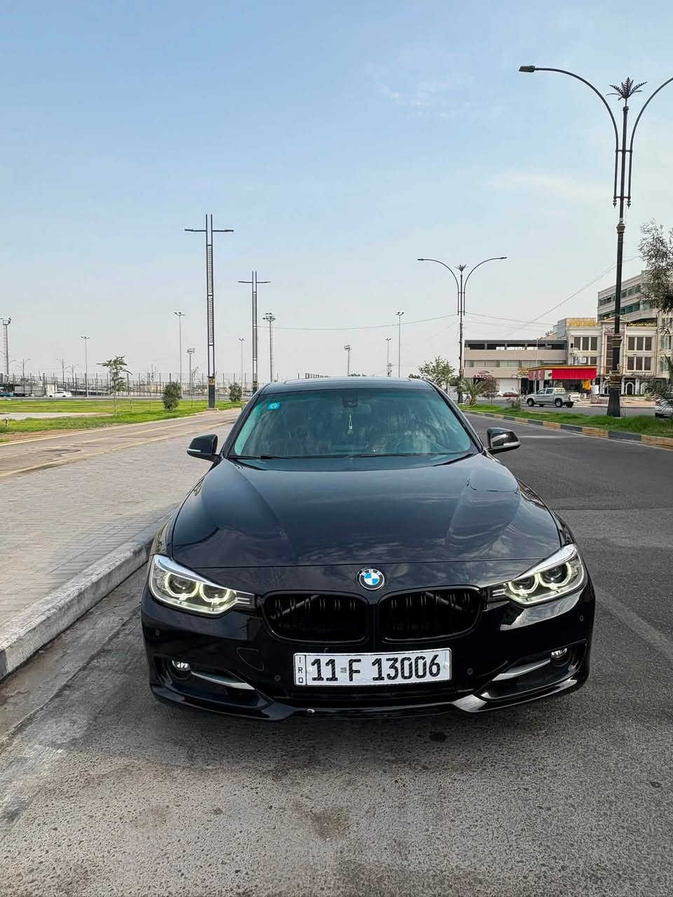 كفاله عامه من الصبغ فقط بارد بسيط
مديل 2014.              148 km.  ماشيه 
سياره فول سبورت 
مكينه 6 سلندر توين توربو

بسمي بمكان السياره البصره 
فقط للبيع مراوس ما اراوس
الاستفسار ع وتساب *********** BMW.    خليجي وكاله
حجم السياره 335.  السياره كلشي بيهه ع وضع الوكاله 
🌹سعرهه 158$. 
مع التقدير  مكانهه البصره
