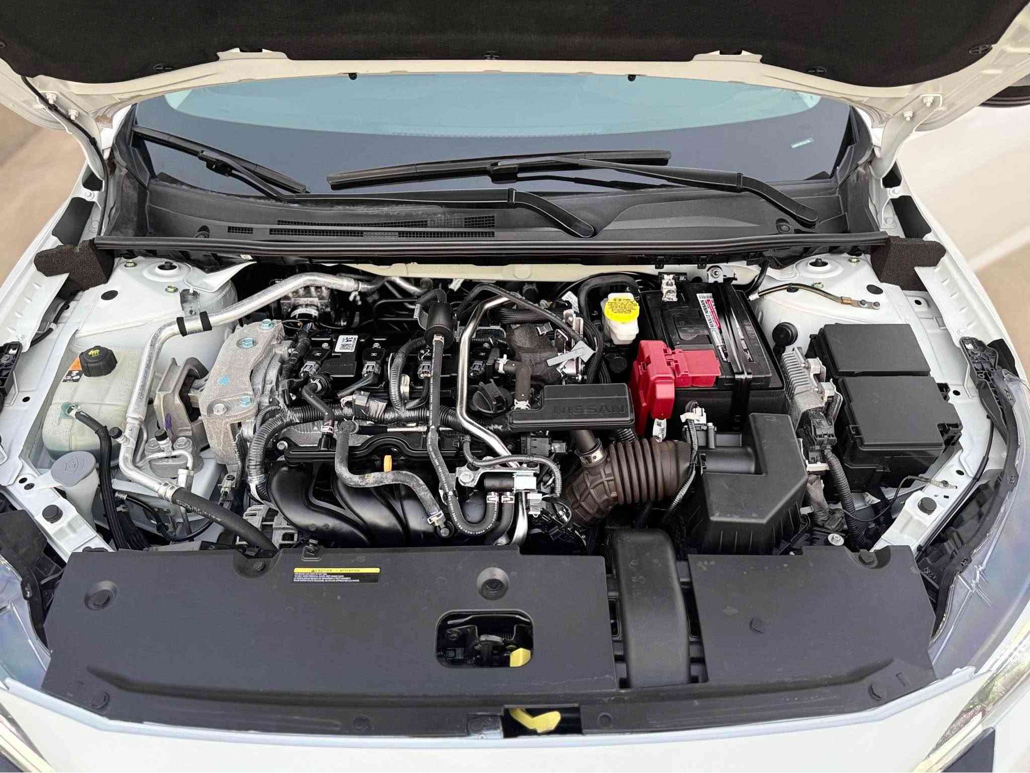 🚘 للبيع | نيسان سنترا SR 2024

Nissan Sentra SR 2024
📍 الموقع: أربيل
🔹 اللون: أبيض صدفي
🔹 الممشى: 6000 ميل فقط 
🔹 المحرك: 2.0 لتر / 2000 CC

⭐ المواصفات:

✔️ أضواء زينون
✔️ سقف أسود
✔️ بصمة أبواب + تشغيل بصمة
✔️ تشغيل عن بُعد
✔️ شاشة كبيرة مع Apple CarPlay
✔️ كاميرات + حساسات + رادارات
✔️ أوضاع قيادة ECO / NORMAL / SPORT
✔️ والعديد من الإضافات الأخرى

🔧 حالة السيارة:

✅ جاملغ أمامي صبغ وباب خلفي يمين كلير 
✅ بدون أيرباك — جميع الأيرباكات أصلية ولم تفتح

🔑 رقم الشاصي:

3N1AB8DV2RY331705

💰 السعر:
15,800$
💬 قابل للتفاوض بعد المعاينة

🔢 الترقيم:
السيارة بدون رقم
يمكن ترقيمها في أربيل / دهوك / السليمانية
💵 كلفة الرقم 1,100$ على المشتري

📍 الموقع: أربيل

📞 ***********
واتساب / اتصال / فايبر أربيل, العراق

