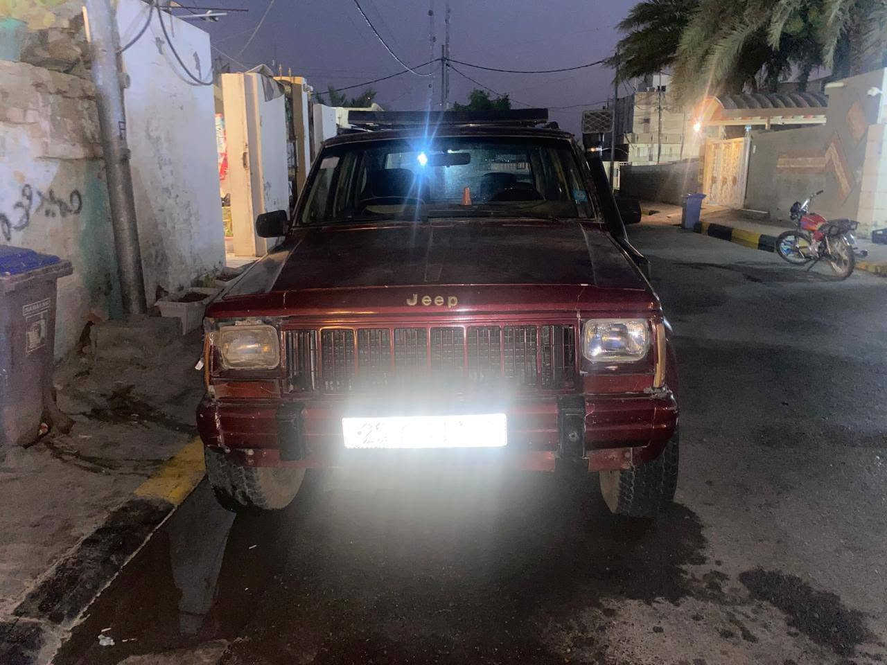 جيب شيروكي موديل ٩١. سنويه لل٣٠  تحويل مباشر  راعيها واسط عزيزيه رقم كركوك انكليزي  مكينه كير لو كير سياره جاهزه ب٣٥. العنوان واسط / عزيزيه  ***********
