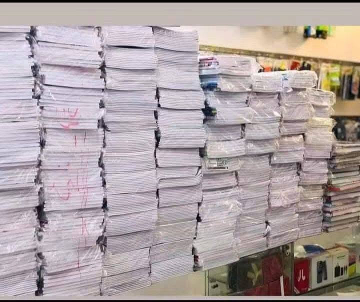 في بداية السنه الدراسيه الجديدة يعلن مكتب العبيدي عن توفر كافه أنواع القرطاسيه وبأنسب الأسعار شرط تكون الأسعار أقل من اسعار المجمعات واسعار بغداد المصدر ويتوفر توصيل لجميع المحافضات وتكون الأسعار كالتالي
سجل ابو السيم ابو 200 ورقه 2250
سجل ابو السيم ابو 100 ورقه 1250
دفتر أبو المواد ابو 100 ورقه 1500
سيت دفاتر أبو 100 مطري ب 3000
درزن دفاتر أبو 60 ورقة مطري 4500
محفظة بناتيه بس 500 دينار
درزن أقلام درجه أولى 12 قلم 1000 دينار
قلم درجة ثانية 40 قلم ب 1000 دينار
سيت تجاليد لاصق يحتوي على 6 قطع بس 100
العنوان الضلوعيه مقابل دائرة الزراعه لتواصل على الرقم ***********
