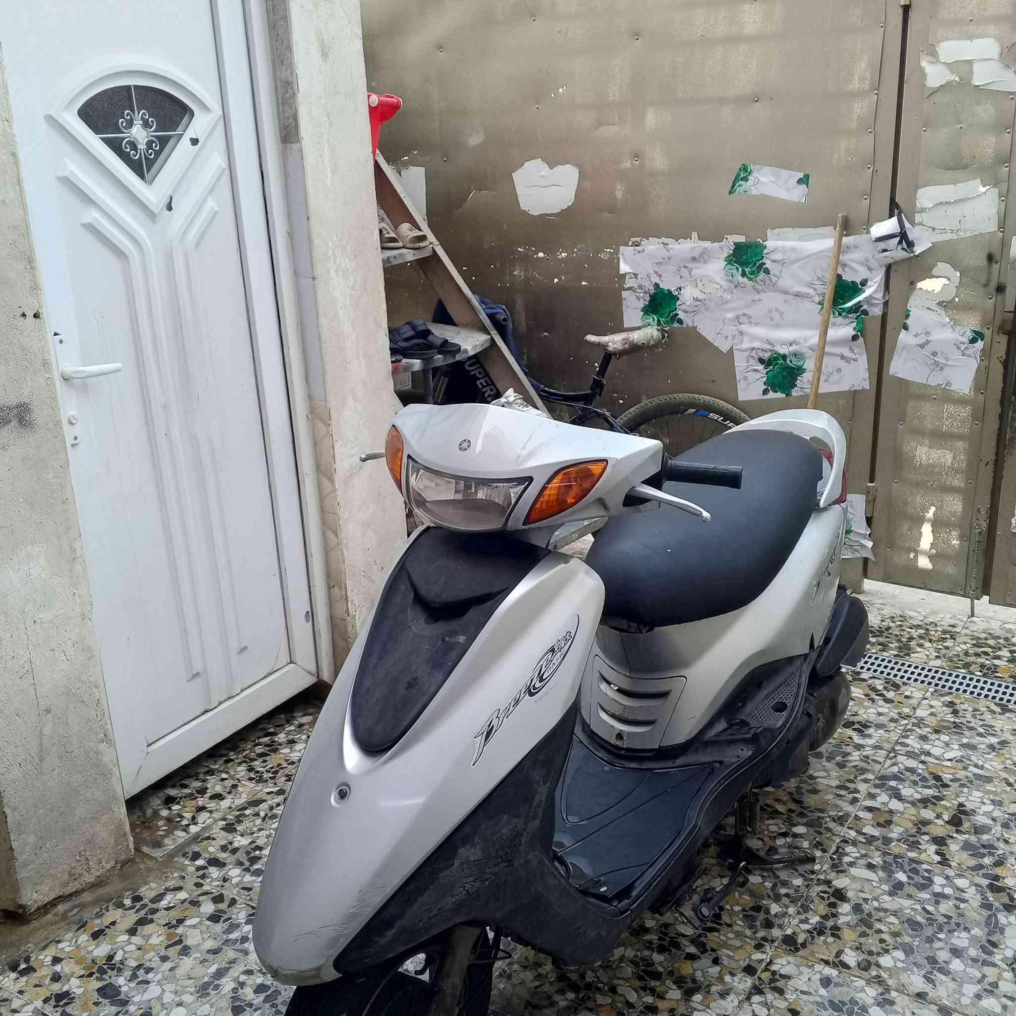 بریز نوزل • حديث • ١٤٠