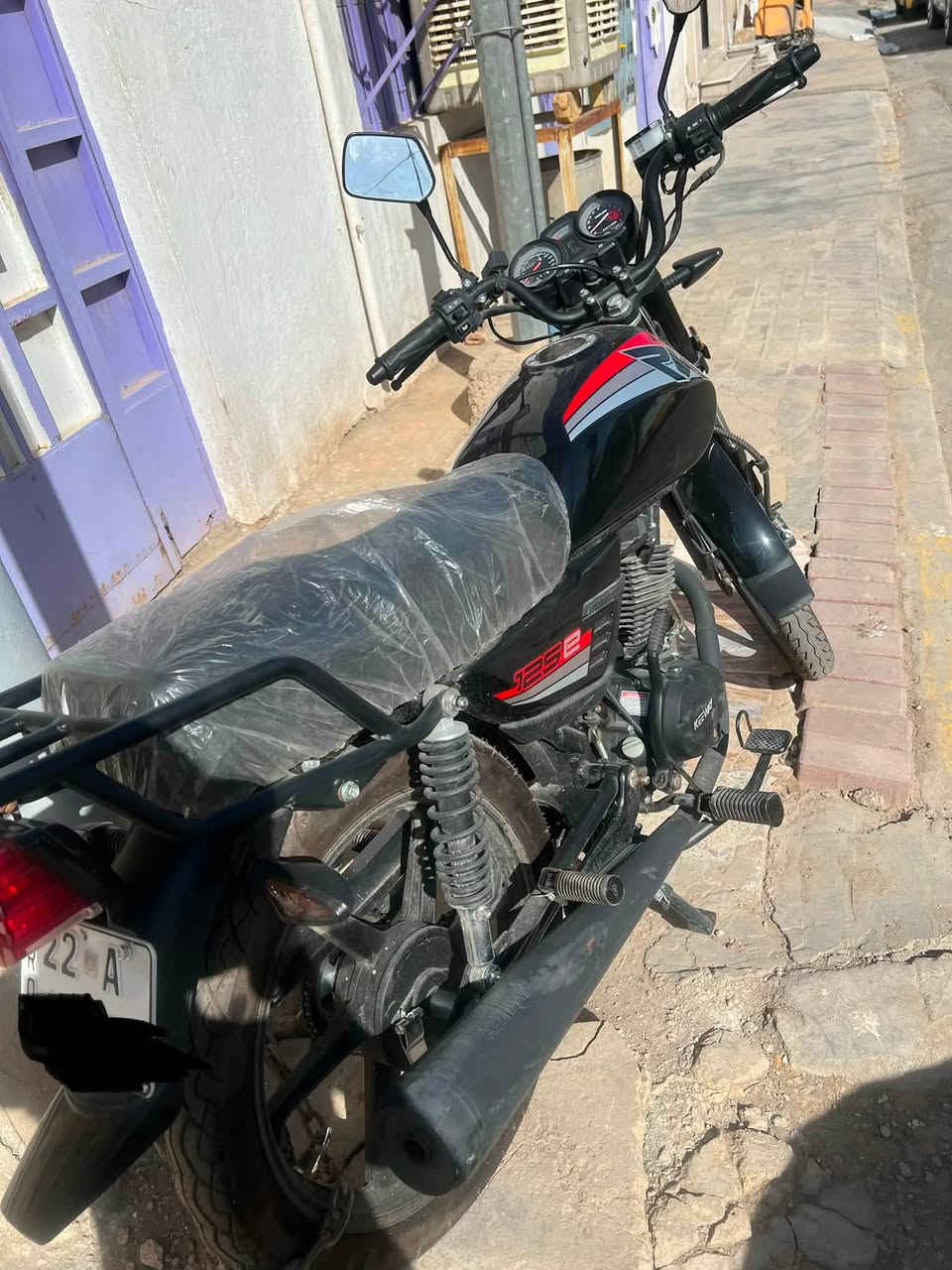 سلام عليكم عندي دراجه Rk 125c دراجه والله بعده نضيفه ماشيه 800بعده زيرو بلاديه
سعره مليونين وبيه مجال
وهاذ رقم
***********
