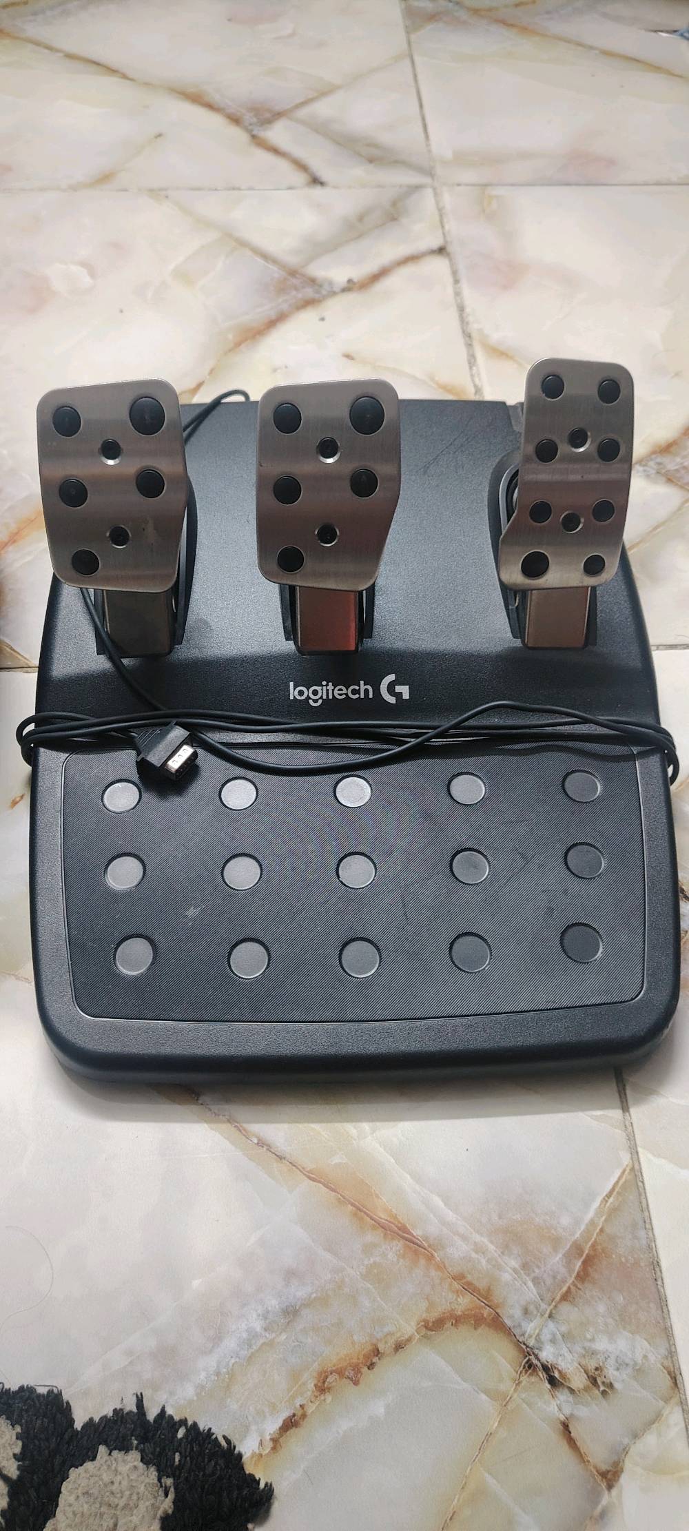 G29 • استعمال قليل • ناقص ادابتر
