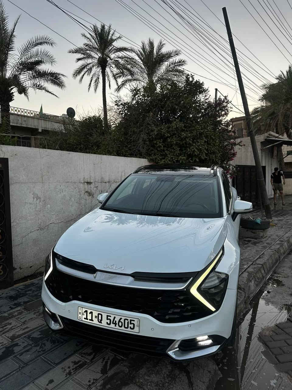 تحيه طيبه السلام عليكم 
سوناتا 2025 خليجي 
فول مواصفات 1 عل 1 
عداد المسافه 24 الف 
بانزين فقط 
فول مواصفات 
محرك 2500
ظمان شركه اولى
مكفوله وضع الشركة 
 رقم بغداد دولي باسمي 
السعر 230 ورقه 
اي استفسار 
*********** 
مكان بغداد كاظميه
