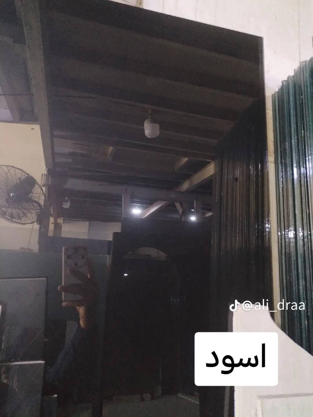 جام زجاجي • ألوان متعددة • مقاسات مختلفة