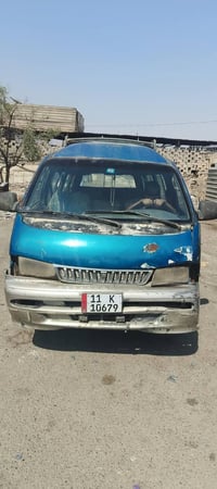 بيجو شبوط • ٢٠٠٠ • رقم انكليزي