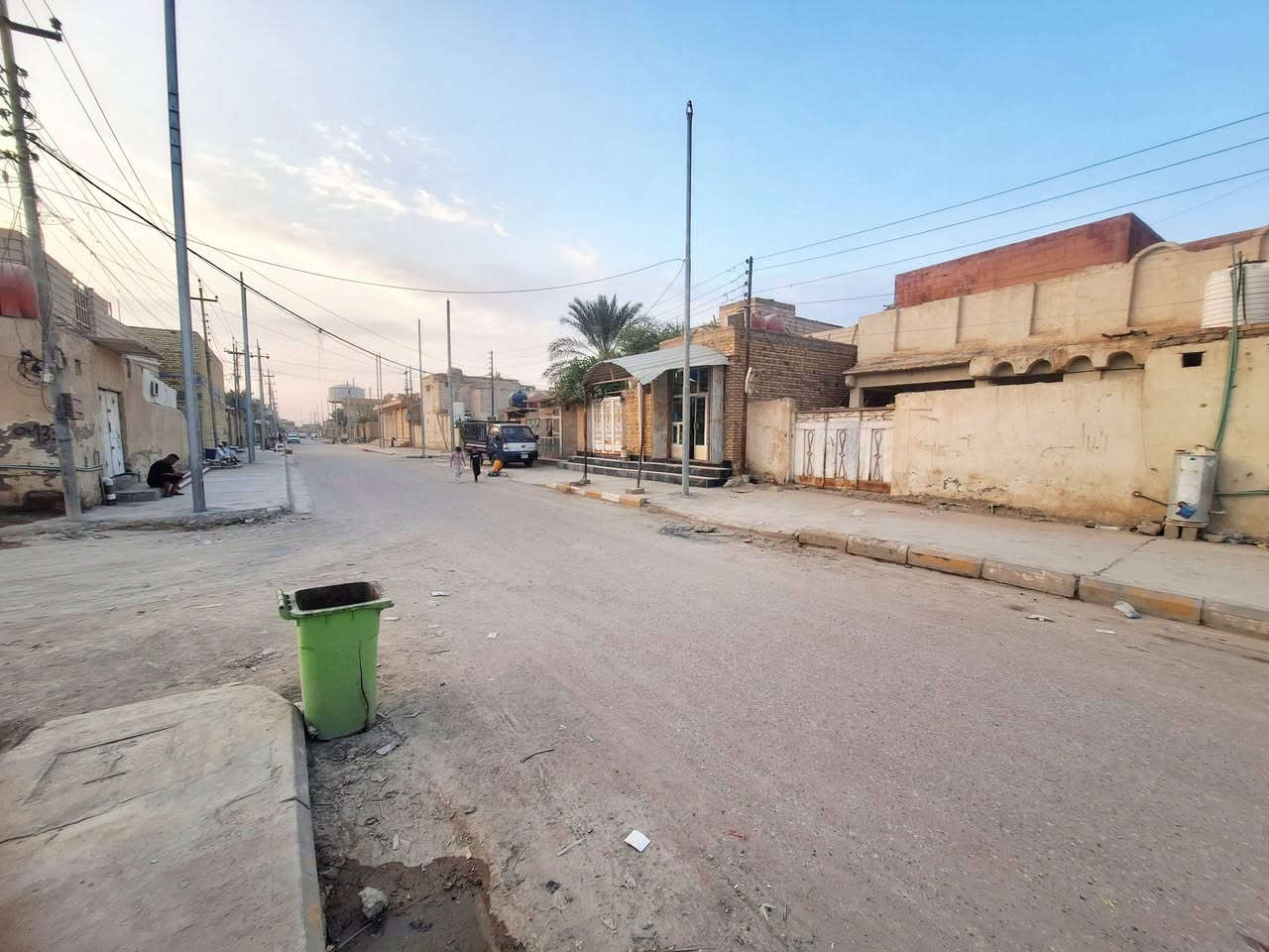 الحي العسكري شارع التانكي • ٢٠٠متر • ٥ غرف