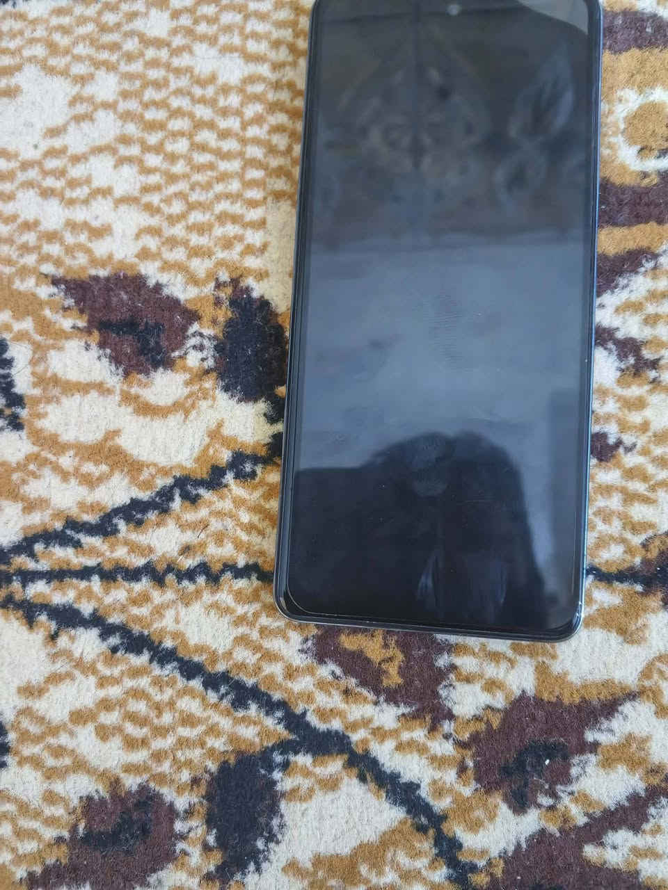 نضيف ١٠٠٪ • ٢٥٦ جيجا • رام ٨+٥
