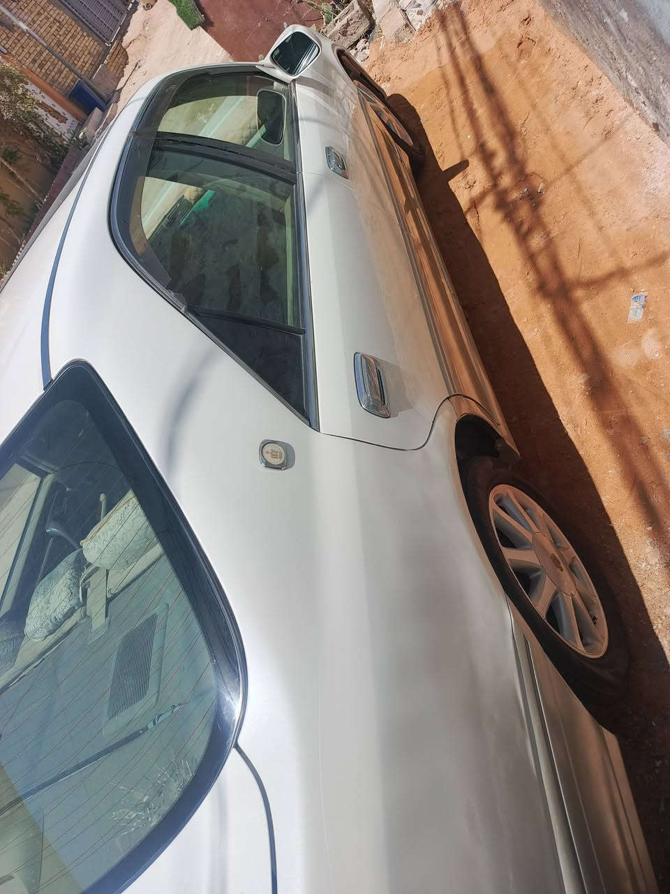 السلام عليكم ملكة للبيع 2003 اربع دكم فول مواصفات مكينة s9 vvt جاهزة كير تبريد حدادية وسط  فتحة سيارة كفالة من كص  وجميع الأصوليات رقم بغداد
 مفحوصة باقية بس ع كمرك سيارة بيهة دحجة بالجاملغ امامي فقط باقي كفالة مكاني نجف السعر 85 بيه مجال الشراي يتصل ***********

