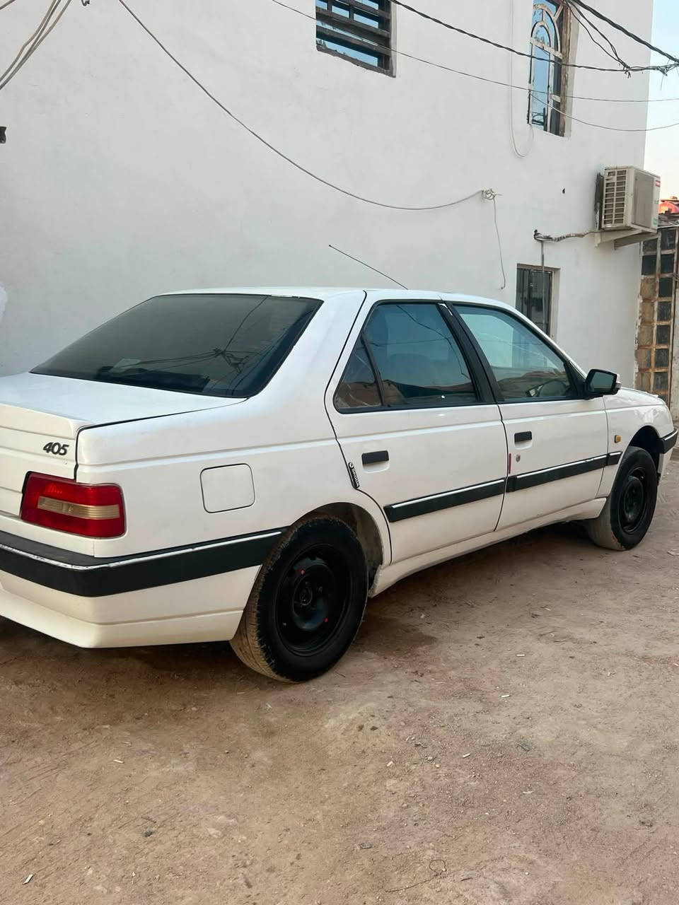 سلام عليكم بيجو اربعميه اوخمسه موديل ١٣ سياره مكينه كير حداديه جاهزات تبريد شغال كهربائيات كله شغاله تبديل جاملغ فقط مكانه نجف كوفه صبوطعش تموز راعيه يمي بلنجف سعره ٣٦ بيه مجال اي استفسار لاتصال ***********
