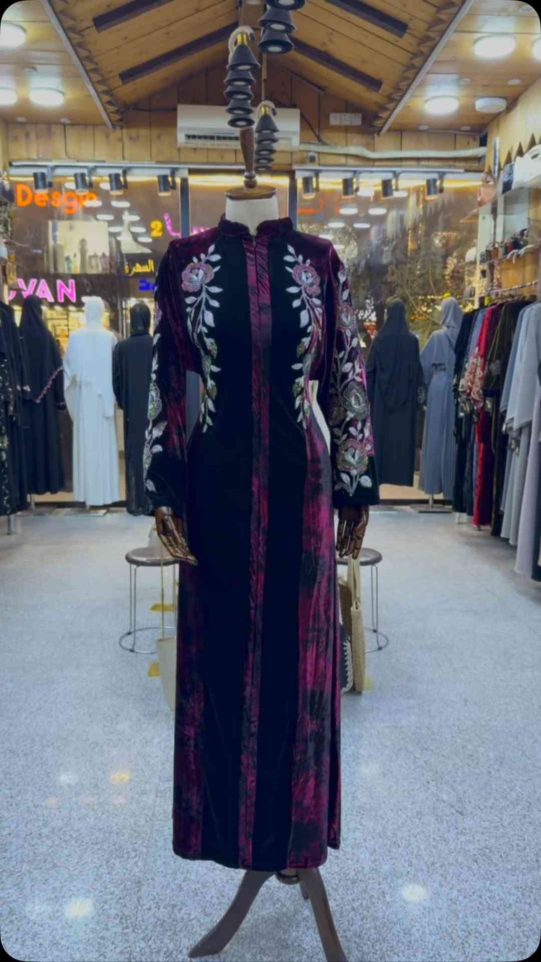 بوتيك حسنى وفرلكم الدشاديش قذيفة 
باكثر من لون وتصميم 
زورونا داخل البوتيك /الحلة - شارع الجمعية - مقابل مجمع بيروت 📍

للحجز والاستفسار دايركت او على الواتساب 👇🏼 
*********** 📞
