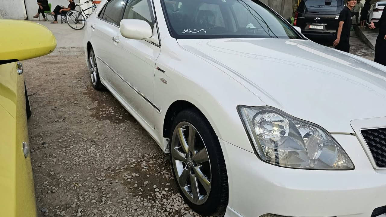سلام عليكم شاهينه للبيع قرار ١٠٢ تسجيل جديد ستوه سجلت زيرو السياره ماماشيه
١تلث دكم اصل
٢شاصي 82 المرغوب
٣فتحة سقف
٤بجم ٢٠٠٧                  لسعر160  وبيه مجال بصيط 
٥لايت دوار خمس قطع
٦بك لايت ابو عيون
٧كشنات كهرباء
٨ كامره خلفيه دواره
٩ ستيرن كهرباء
١٠ لكزوز رياضي اصل
١١ المكان نجف كوفه رقم الهاتف ***********
١٢ لسعرررر 160 وبيه مجال بصيط
***********
