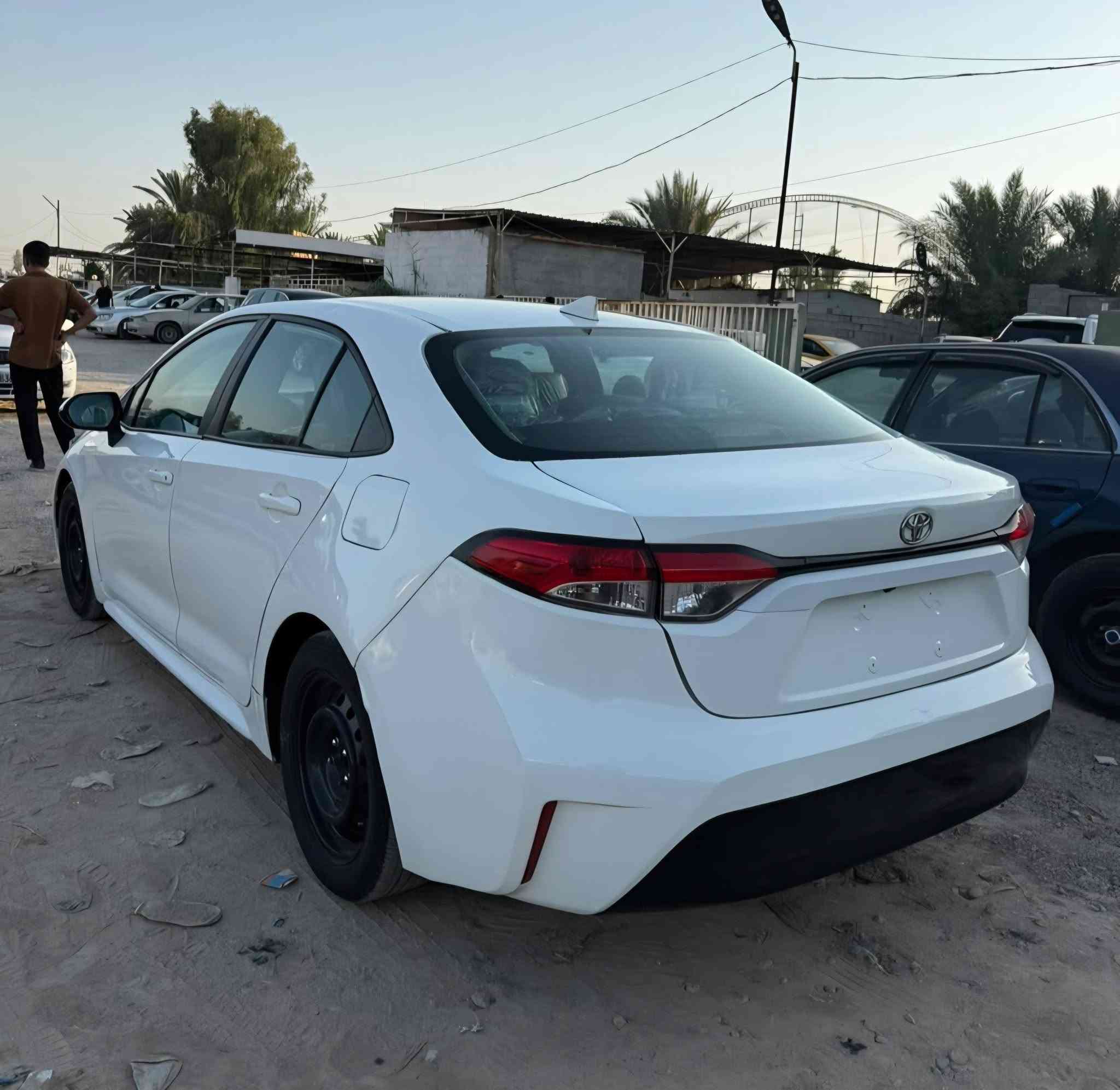 السلام عليكم
كورلا 2024 LE وارد امريكي 
بدون رقم تترقم جميع محافظات العراق
المحرك: 4 سلندر 2000 بانزين 
المواصفات:
شاشة كبيرة 
كشنات كهرباء 
سايد بريك بصمة
تحكمات ستيرن 
كامرة خلفيه 
وباقي المواصفات المعروفة

الصبغ: بيها مكانات صبغ 
الموقع: ديالى بعقوبة 
للاستفسار:***********
