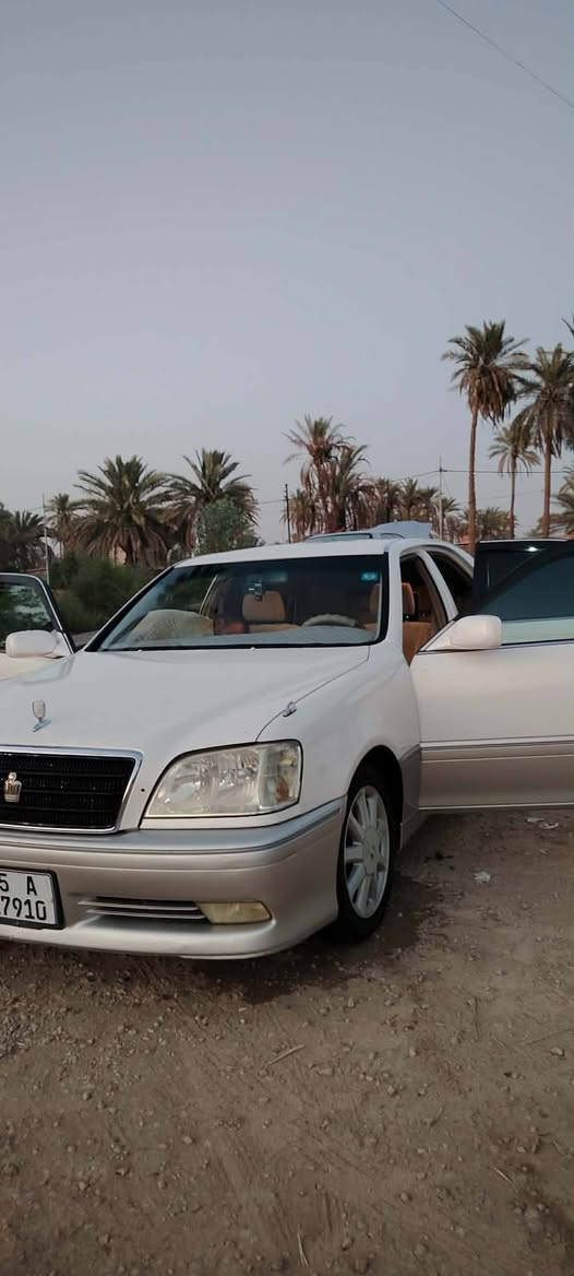 السلام عليكم ورحمة الله وبركاته 
كراون مديل ٢٠٠٣ كفاله عامه كركوك 
انگليزي مداور ثاني يوم السعر ١٣٠ 
هاتف ***********
