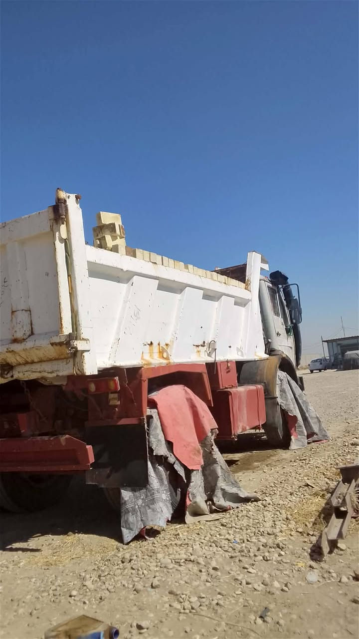 السلام عليكم طابوق للبيع درجة أولى معمل العزيزيه شرط القلاب للاستفسار الاتصال على الرقم ***********
