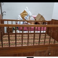 سرير طفل • انتيك • زيونه