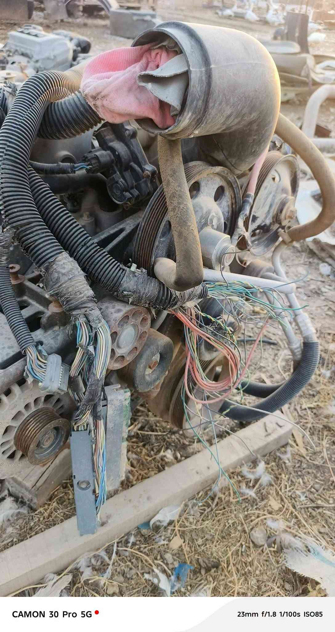 سڵاوو  گێڕی پاتڕۆڵ و مکینە تاهۆ v8  حجم 8100cc 
بۆ فرۆشتن  کاملە هیچی نقس نیە لەعەرز ئیشەکات عقڵ تاخم وایەری کاملە  شوێن چەمچەماڵ 
***********
***********

نص مكتوب في الصور:
- EQUIPOU ATÉ CAMINHÕES! VORTEC 8100 - O IMENSO V8 DE 8.1 LITROS DA GM!
- GMC Topkick 2009 Vortec 8.1L V-8 (L18) Medium Duty (LRW option)
- CAMON 30 Pro 5G 23mm f/1.8 1/100s ISO90
- CAMON 30 Pro 5G 23mm f/1.8 1/100s ISO78
- CAMON 30 Pro 5G 23mm f/1.8 1/100s ISO61
- CAMON 30 Pro 5G
- 23mm f/1.8 1/100s ISO91
- CAMON 30 Pro 5G 23mm f/1.8 1/100s ISO85
- CAMON 30 Pro 5G 23mm f/1.8 1/100s ISO87