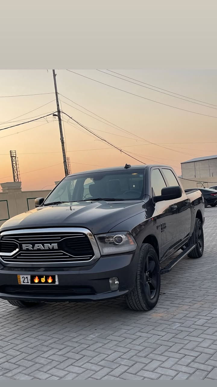 رام 1500 Classic V8 2022 للبيع – نظيفة ومواصفات قوية 🔥
اقوى عرض 🤫
للبيع Dodge Ram 1500 Classic موديل 2022 🇺🇸
🔹 المحرك: HEMI V8 5.7
🔹 الممشى: 40,000 ميل
🔹 وارد أمريكي 🇺🇸
🔹 رقم سليمانية
🔹 حادث أمامي سابقاً – 4 قطع
🔹 الشاصي سليم وما بيه ضرب
🔹 السيارة حالياً جاهزة للفحص
🔹باب طويل بدي قصير مرغوب
🔹تايرات من ماركه تاير مول مع لايت زنون مع دوسات
✅ب($187) ورقه 👁️ خسران بيه قريب شده  كال خلي بنفسه يركبه
صاحب سياره ابن اوادم كلش اني مكلف انشرلكم
📣*********** رقم صاحب سياره وتساب موجود

نص مكتوب في الصور:
- دوج رام 2022