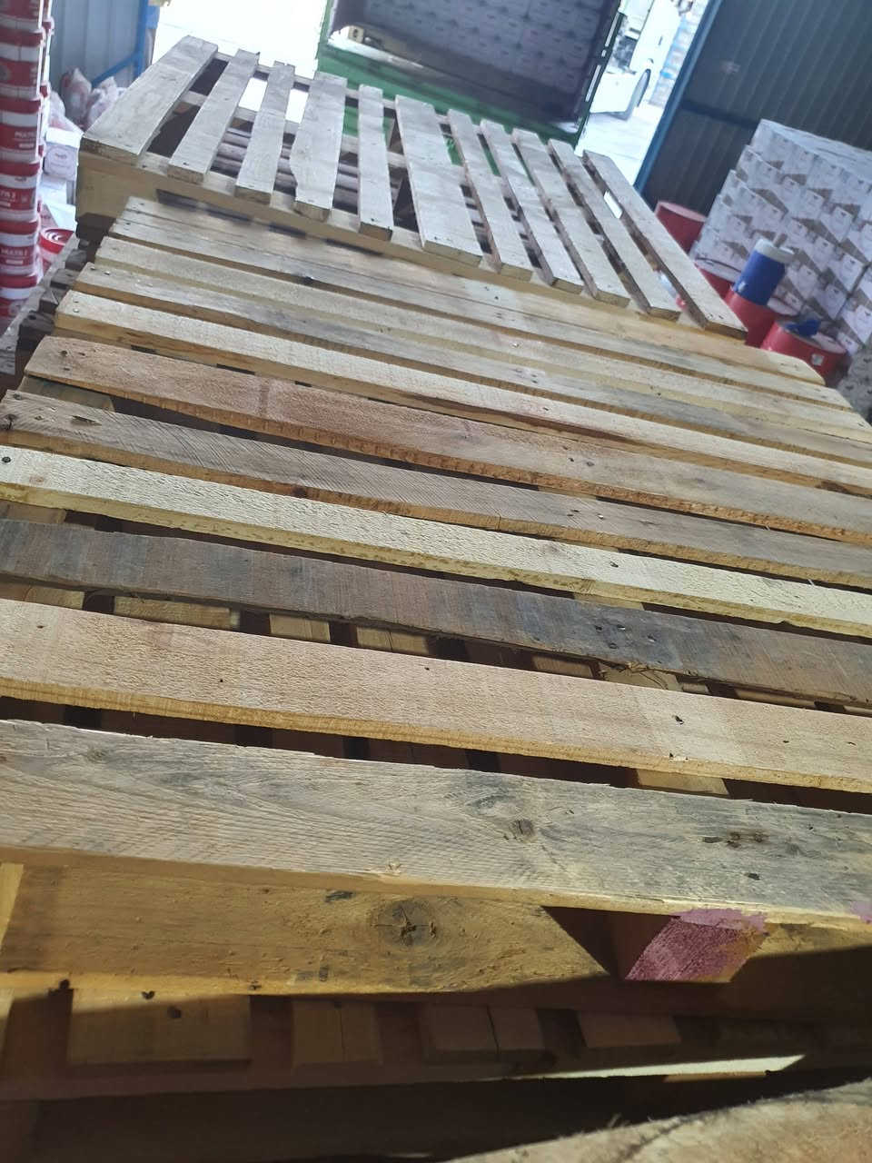 سكيب للبيع العنوان جرف النداف العدد 110القياس 115☆115اتصل ***********

