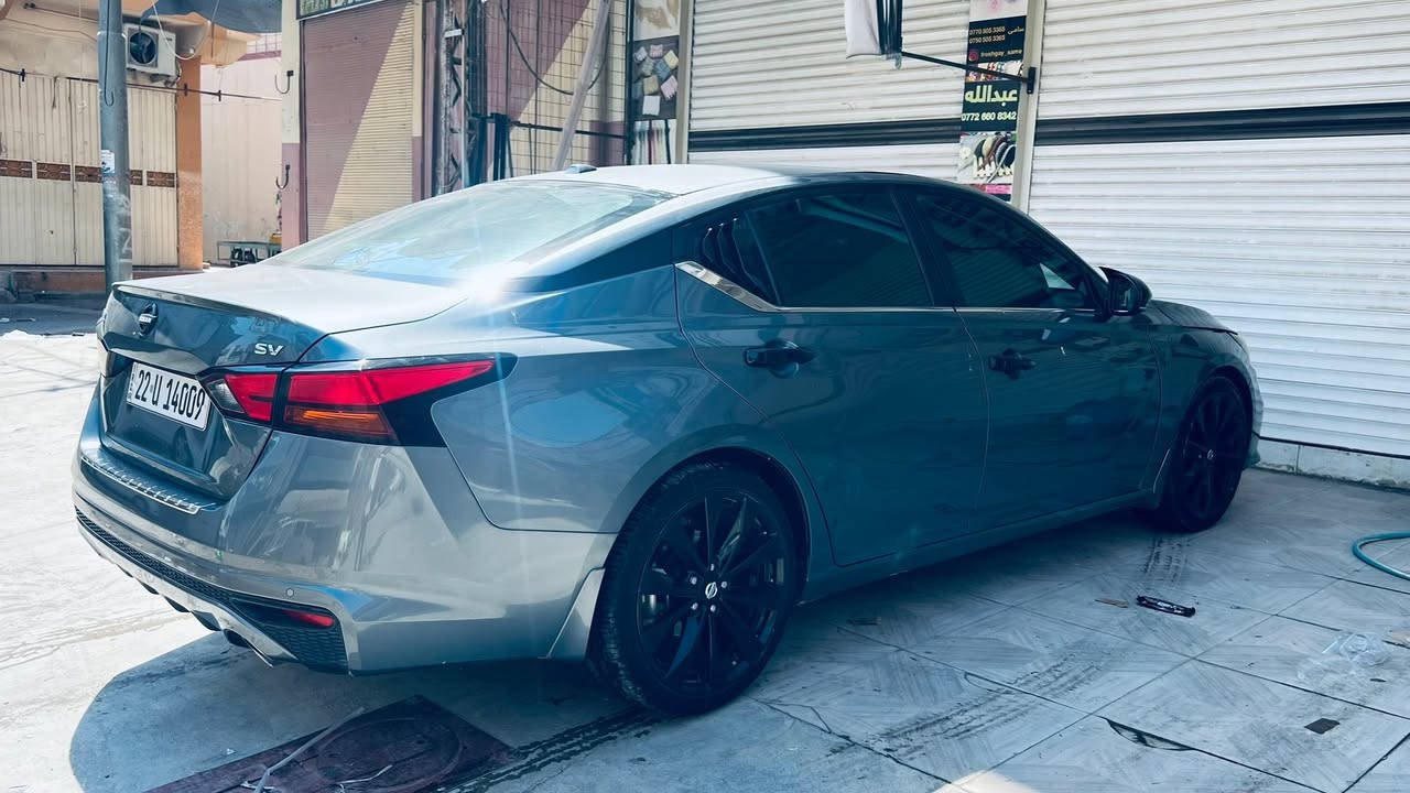 Altima 21 SV plass
فقط بوند صبخ بدون دواخل بدون شاصي
رقم شاصي موجود 
حادص خفيف
72 mail ماشي
كير محرك بشرط بدون 
سياره بدون نقص 
كلشي جديد 
عنوان كلار 
***********
