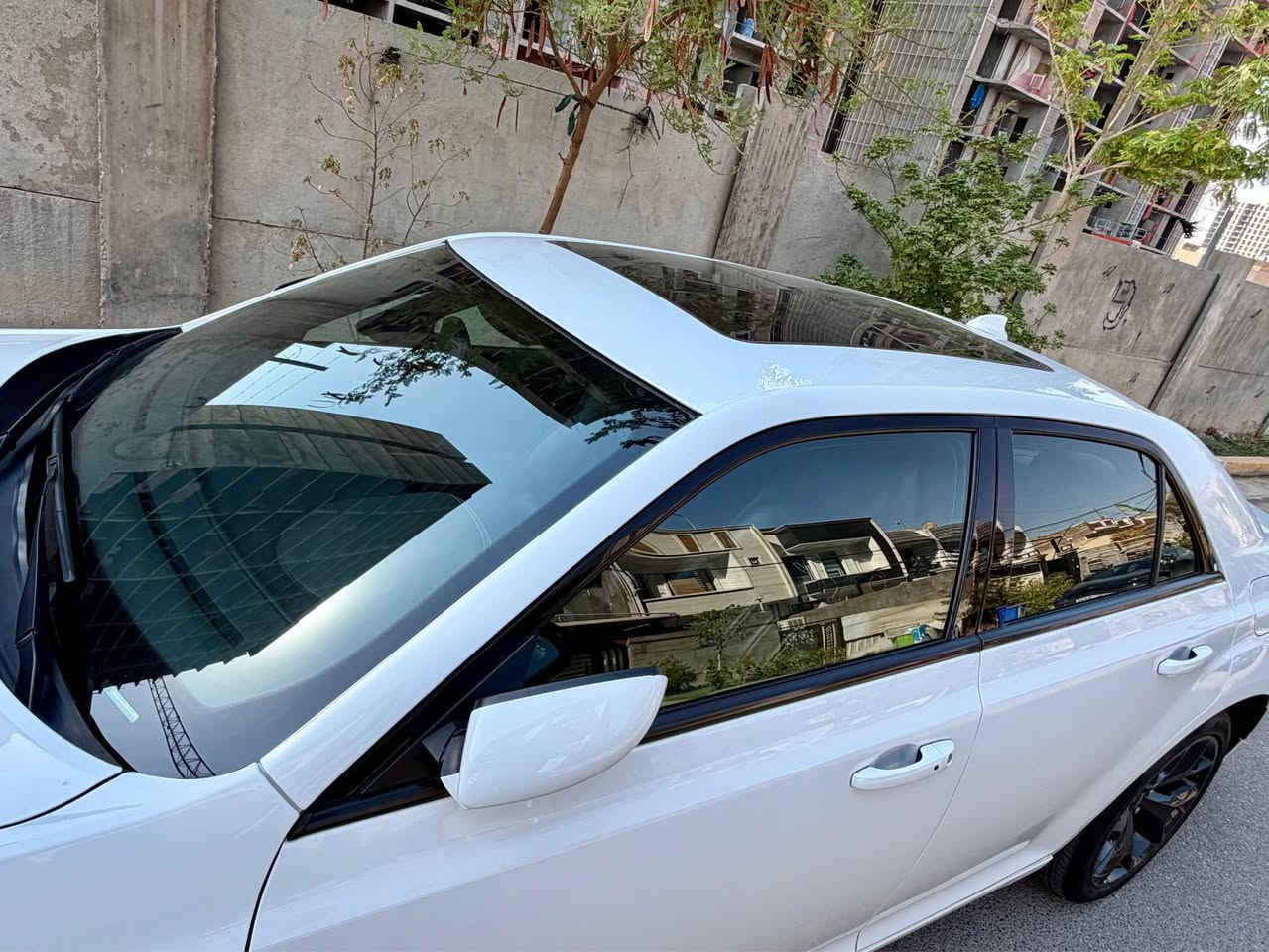 السلام عليكم

للبيع اوباما   S   موديل  2023 
دخول جديد دبلوماسي رقم بغداد مميز بأسمي تحويل مباشر
مكينة  3.6 
ماشية  55 الف 
السيارة بجم كبس  فول  مواصفات عدا الرادار
الضرر تبديل جنطه ودعامية نفس اللون  + جاملغ خلفي  ايمن بارد  وبي تكحيل  كارت باقي السيارة مكفولة 
ناشر صور الحادث 
السيارة جديده ع وضع الشركة  
السعر    310   $ 
العنوان بغداد الكرخ 

*********** بغداد, العراق
