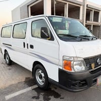 نيسان كارفان • ٢٠١٢ • تايرات جديدة