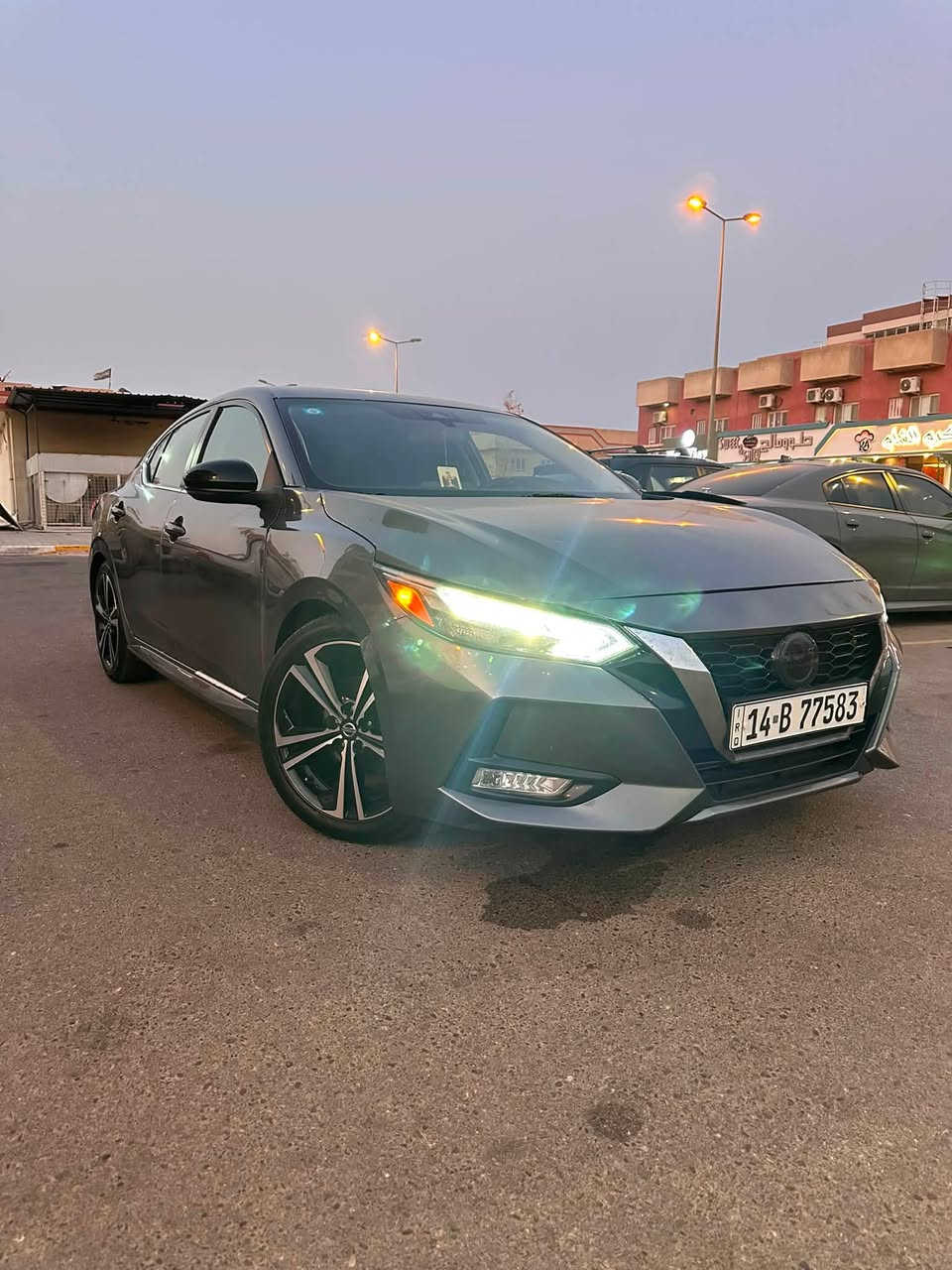 سنترا SR 2023 حرة بصرة
السلام عليكم 
نيسان سنترا 2023 SR مواصفات نص فول
رادار امامي و خلفي و جانبي
كروس سرعة و تحديد المسار والمسافات
السيارة دواخلها مغلفة بالكامل جلد 
مقاعد مخمل مطرزة برتقالي و ابواب جلد
نظام ايكو الاقتصادي و تبريد منفصل
تبريد ثلج ماشاء الله ولايتات زينون
حادث سطحي :- فقط البنيد تبديل الباقي كفاله
رقم بصرة حرة السيارة شرط التحويل
سنوية 2030 تنتهي مكاني البصرة مدينة الامل2 السكنية
سعرها 137$ و بيها مجال حق الجية
***********
