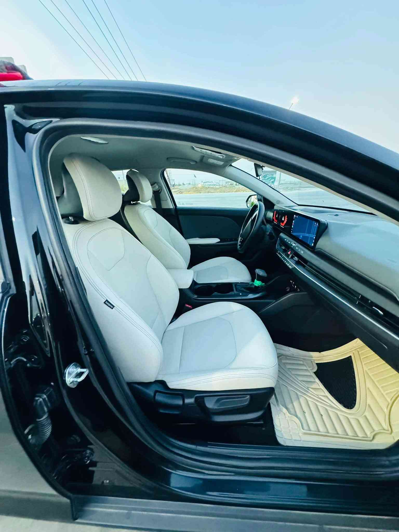سلام عليكم للبيع
كي فور LX  2025 k4 

بيع مستعجل وسريع 

محرك : 2000 دوش مرغوب

وارد : اميركا 

ماشيه :26 الف 

مواصفات  Ex 

1_بصمة 

2_تشغيل عن بعد 

3_ بصمة ابواب 

4_ بصمة جنطه 

5_شاشه متصل حجم كبير 

6_فول قيادة ذاتيه مع تحديد مسار 

7_فول تحكم ستيرن 

8_تبريد متصل مع شاشه لمس 

9_منافذ شحن خلفية 

10_سايد بريك كهربائي 

11_مانع انزلاق 

12_نقط عمياء 

13 _ تحكم وضعيات قياده

14_رادار امامي وخلفي وجانبي 

15_فول حساسات توقف ذاتي 

16_لد امامي مع عدسات زنون 

17_كامره خلفية دقه hd 

18_ويل كب بلاد  

أرباك بس بردة فقط 

حادث السيارة باب نص صبغ وجاملق وبنيد فقط  

سيارة بغداد تحويل ثاني يوم وسعر خيالي كلش حلو 

وهاذا رقمي وبلنسبة السعر بس أتصل ويوصلك سعر لن سعر بلاش 

***********

ترهم مروس اب سيارة اقل سعر
