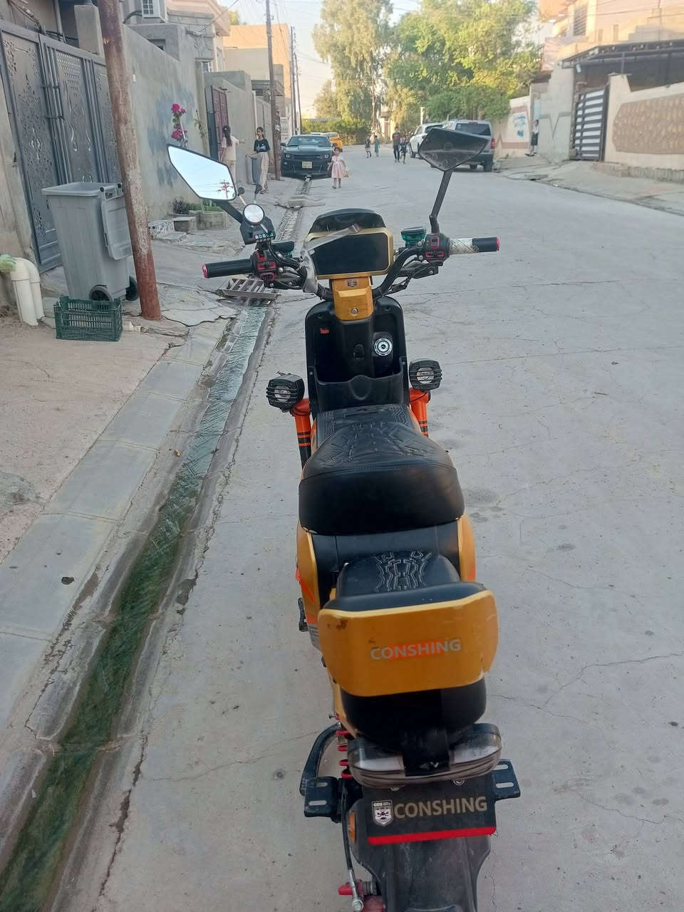 اسلام عليكم دراجة شحن للبيع X900
نظافة فول وبس بطارية وحدة عاطلة ولباقي مكفولة. 

وكهربيات وحساسات وشاشة وسويج بصمة كلة شرط

موديل 2025.

المڪان كركوك ال 55.

 
السعر 350 بي مجال لشراي. 

رقم الهاتف ***********
