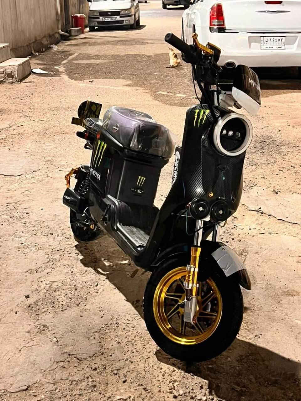R9 كاربون فايبر • حادث • باتري ٢٦ أمبير