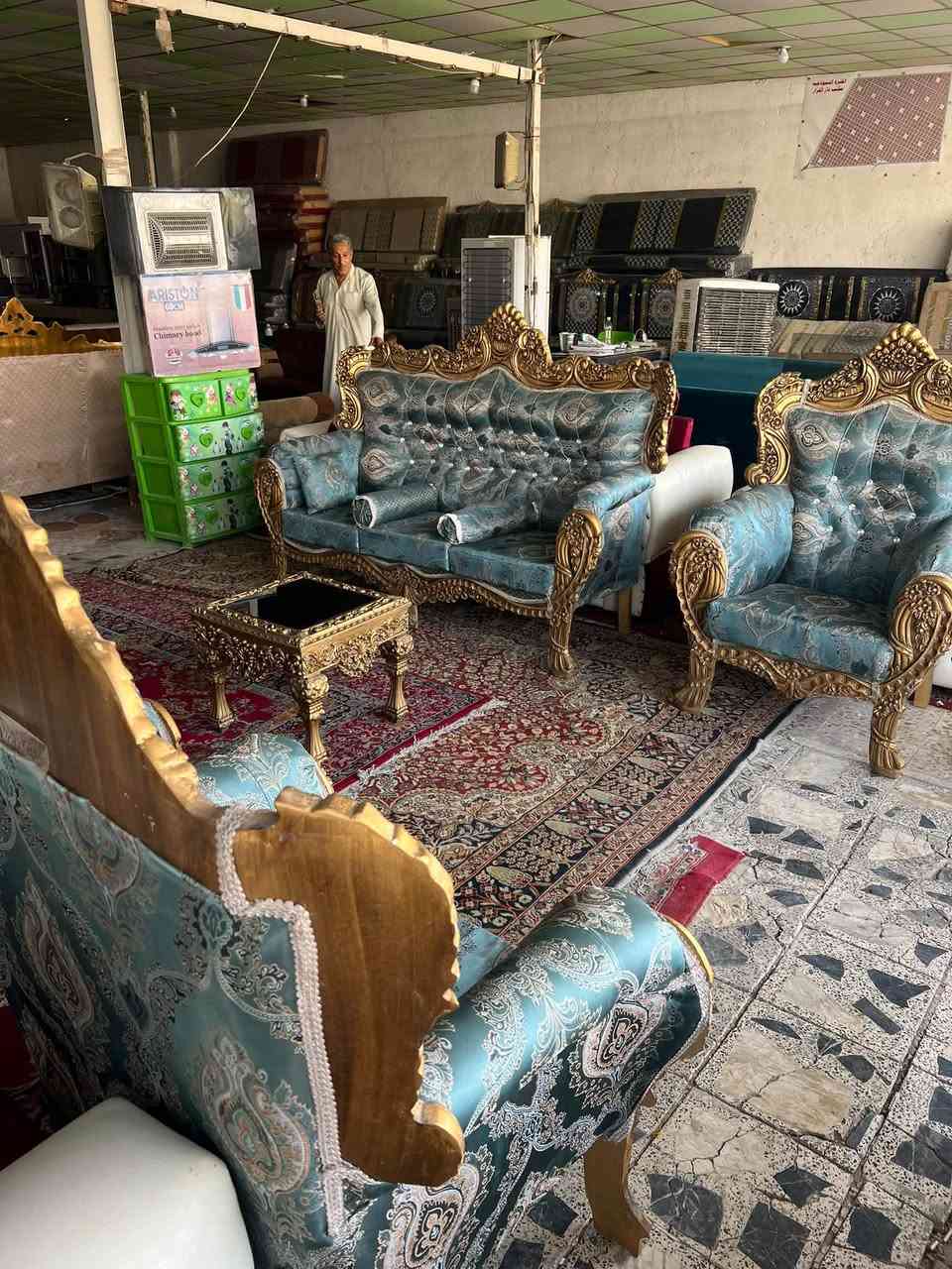 مستعمل نضيف كلمن وسعره العنوان نجف حي الرحمه توصيل اكو للتواصل الرقم*********** بي بس واتساب والاسعار مناسبه

