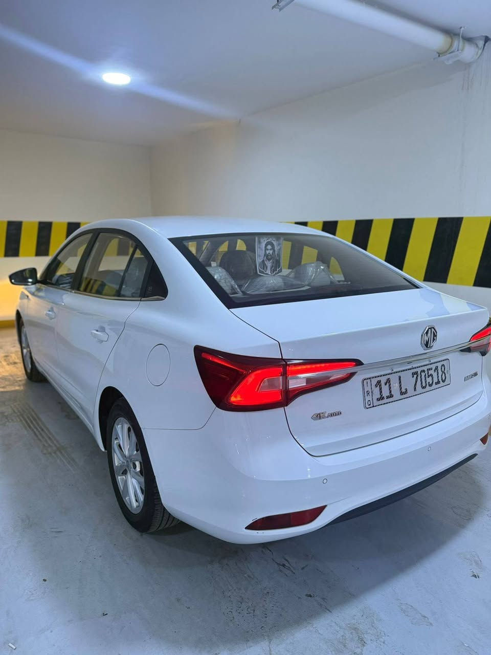 MG 5 2024
(كفالة عامه) + بيها ملاحضات بسيطة 
كير مكينة ( مكفولات)
رقم بغداد ( باسمي) وهزة وسنوية جديدة 
 السيارة بيها منضومة غاز ⛽  (60)  لتر 
مواصفات/ بصمة وكامرة وحساس ومثبت سرعه وشاشه كبيرة وتحكم ستيرن جهتين واشاير بالمري جام كله كهرباء لايت وبكلايت لد وترحيب
ماشية (49 )  ألف تقريبا 

(مكاني بصرة)          س ع ر ( 102 )
 
هاتف 📞 / *********** 

(بيع نقد ) أو (مراوس )
