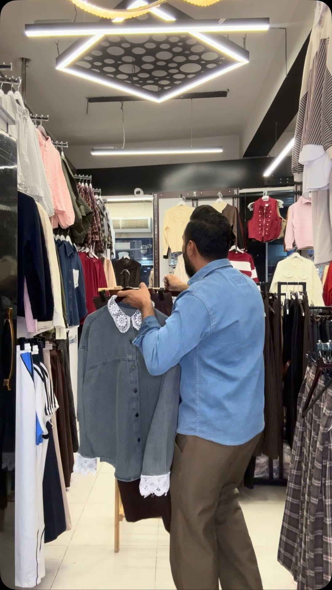 قميص جينز • فري سايز • توصيل العراق