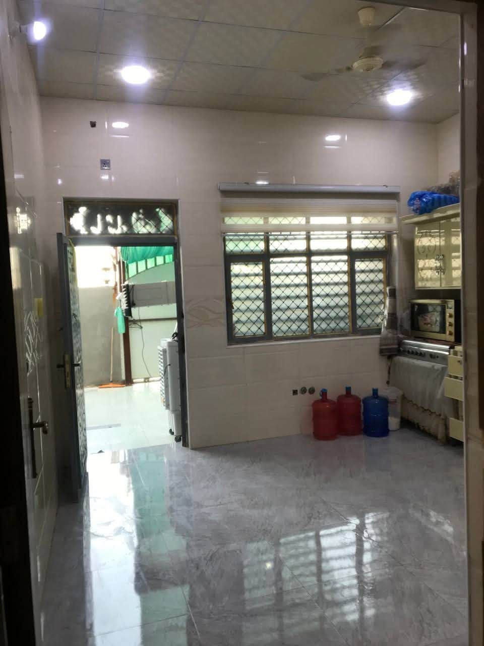 🔹دار سكن للبيع زراعي سند 25
 🔹الموقع التقيه 3 مجاور مجمع السلام 
🔹على الشارع الرئيسي 
🔹المساحة 230 متر 
🔹غرفتين نوم 🛌 صالة واستقبال ومطبخ وحديقة وكراج مسلح الأرضية بوسلاين 
🔹للاستفسار اكثر مراجعة مكتب الضياءين للعقار او الاتصال على الارقام التالية 
***********
***********
