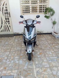 سكنس • ٦بطاريات • ٣سرعات