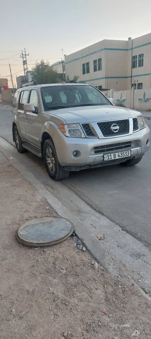 للبيع نيسان باثفندر وارد امريكي مكفول من الحادث المكان الديوانيه للاستفسار ***********
