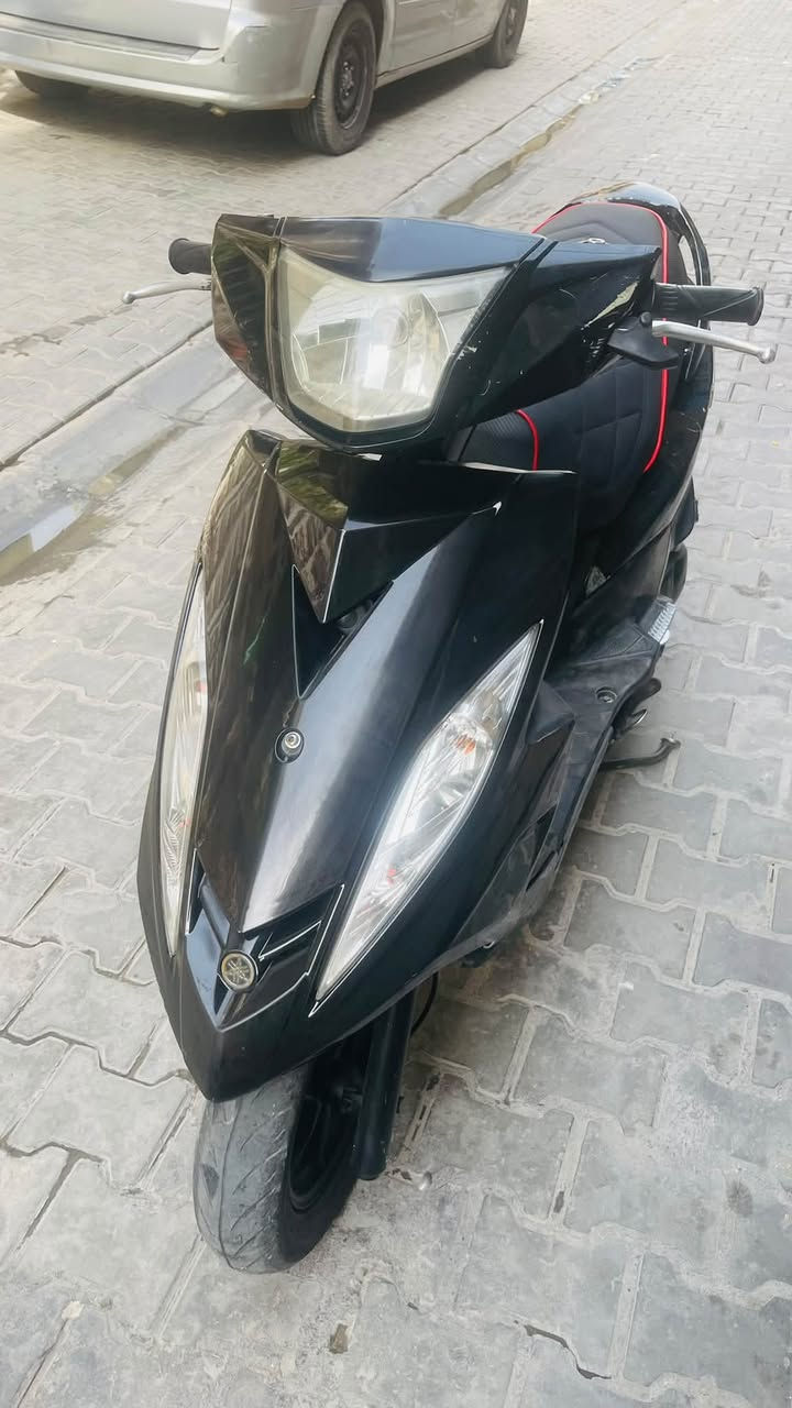GTR • اسود • مكفوله