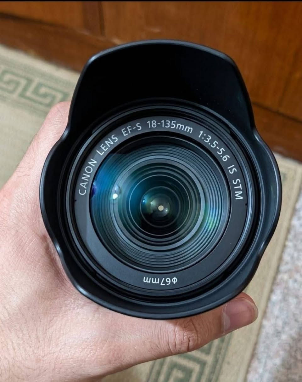 Canon 77d 18-135 stm

الكامره نظيفة شتر قليل العدسه الجيل الثالث شريحة قفل ستيبلايزر فوكس سريع
بطاريه عدد ثنين كيبل شحن
بغداد ***********

