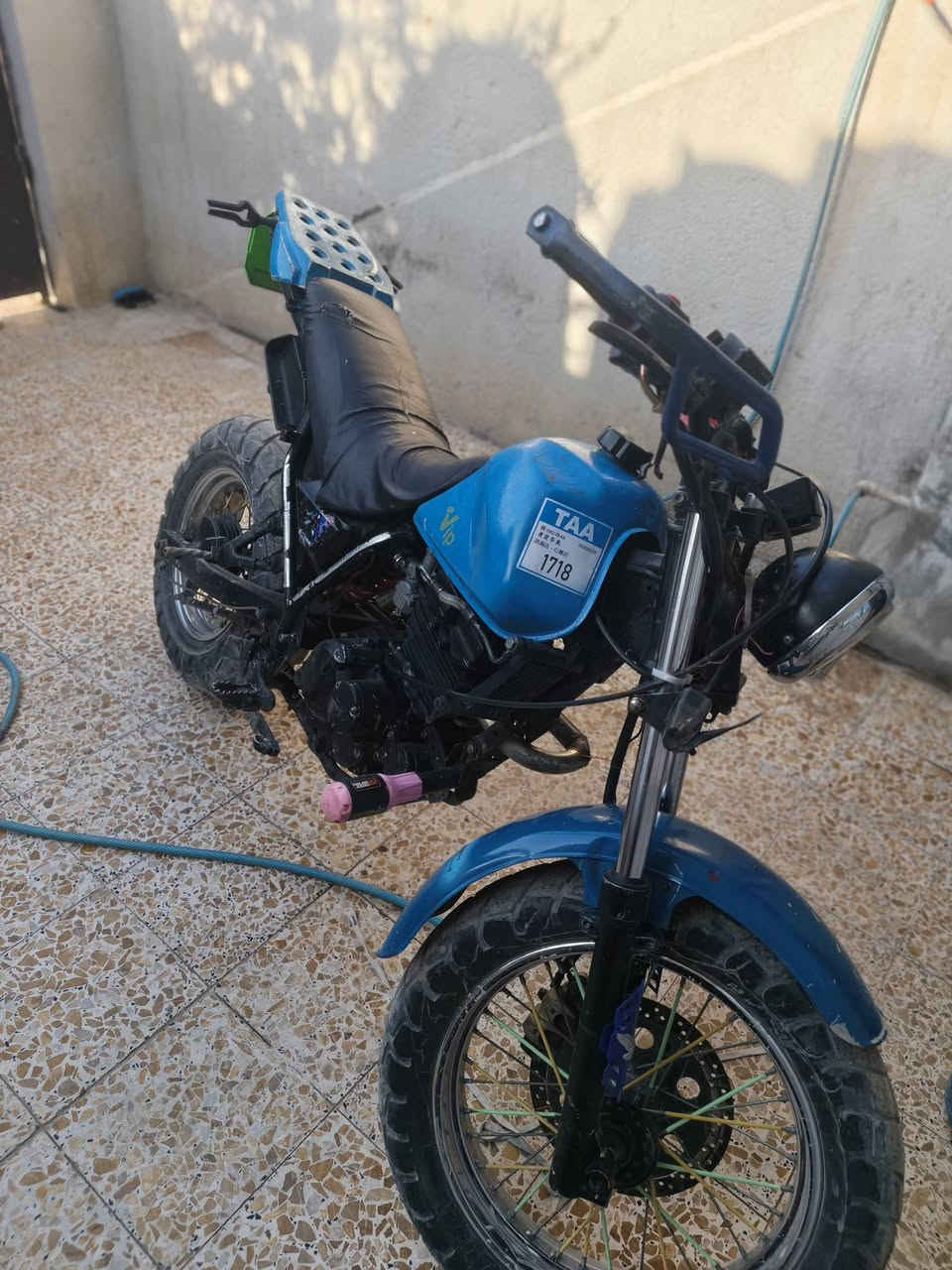 سلام عليكم دراجه للبيع ل سعر 350وبيها مجال ومرواس ب ايراني لشراي يجي خاص رقمي ***********
