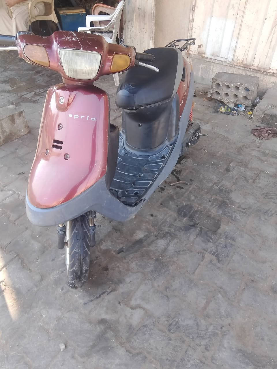 سلام عليكم دراجه بطه موديل ٢٠٠٠دراجه حلوه مكينتها ناعمه حلوه كلجات جدد شلعه ومعدل صالنصه اصليه شوته اصليه السعر ١٧٥وبيها مجال بسيط العنوان كربلاء حي الحر الرقم ***********
