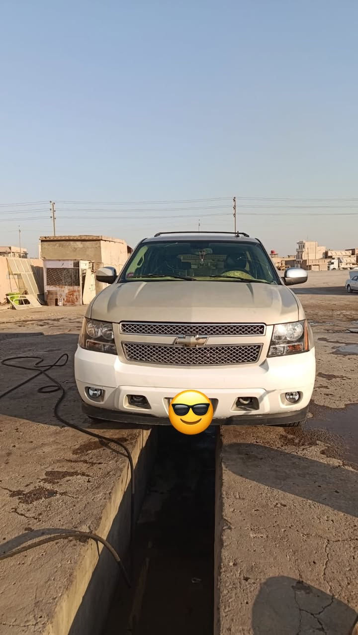 سلام عليكم تاهو2008LTZ اعلئ موصفات كهربيات كير محرك صدر غرفه جديده دشبول
متوم ربيل رقم وسنويه سياره جاهزه وخير من الله سعر 43وبيه مجال***********
