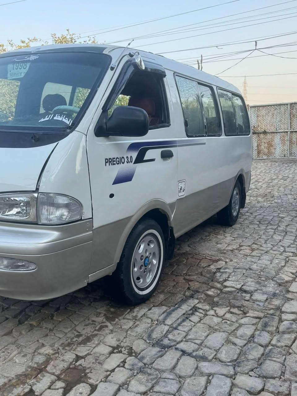 بريجو موديل 98 مكينه وكير واكسل خير من الله رقم بغداد مشروع وطني باسمي شواصي نضيفات بس اليمنه معمر تعمير حلو صدر أمامي خلفي خير من الله دوشمه جديده كهربائيات كلها شغاله سياره جاهزه مصبوغه السياره للجماليه بدون ضربه ومعجون سياره كبل للشارع السعر 65 وبيها مجال مكاني بغداد رقمي *********** اتصل ودلل
