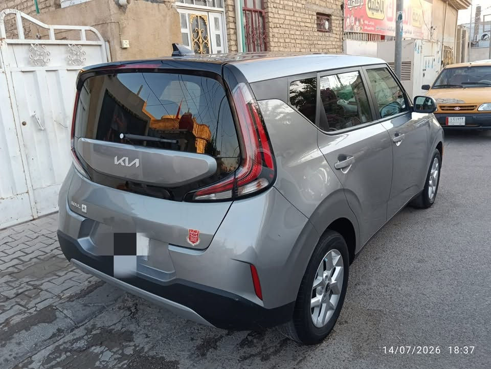 كيا صول موديل24السياره ليبل واحد السياره ارباكاتهه كلهه سليمه وحادثهه خفيف كلش بس مسطره الجنطه ماشيه60كيلو والسياره دخول جديد ورقم كربلاء ومكاني كربلاء السعر 158وبيهه مجال اتصل على الرقم***********

نص مكتوب في الصور:
- 14/07/2026 18:37
- 14/07/2026 18:36