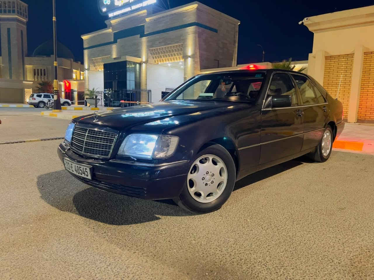 مرسيدس شبح موديل ١٩٩٤ مكينه خراطيم المرغوب كهربائيات كاملة ما بيها نقص السيارة تبريد حدادي سياره كامله  فول مواصفات VIP  السعر 85 بمجال وترهم مراوس ***********
