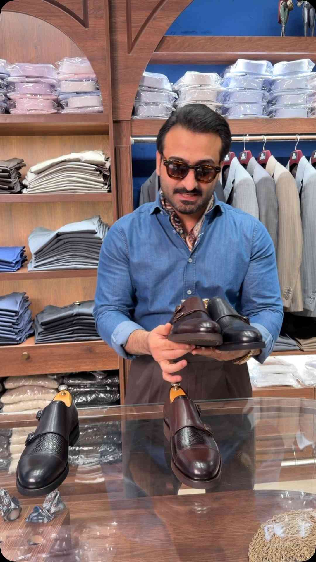 ملابس