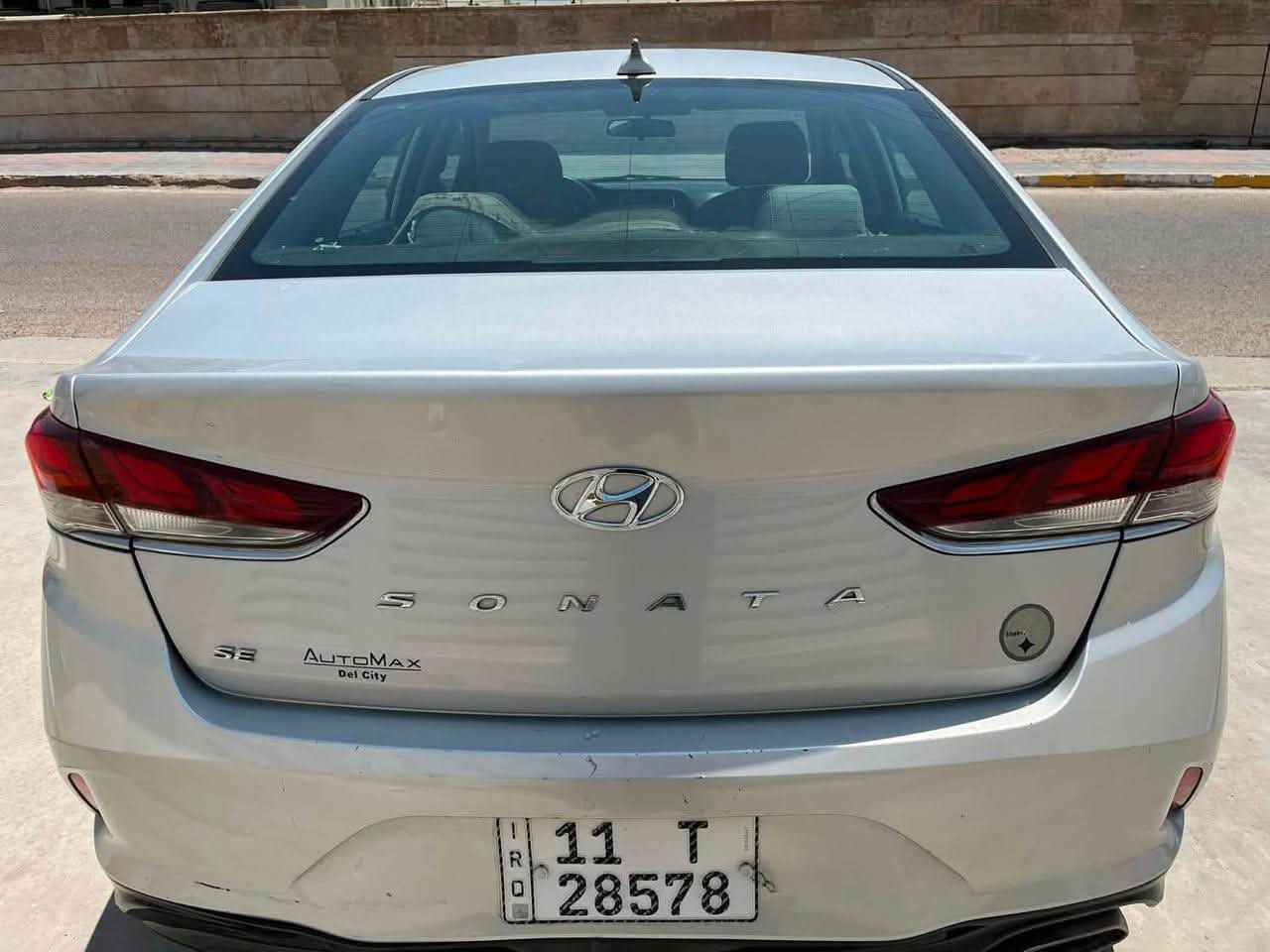 السلام عليكم سوناتا 2018
وارد امريكي
تبديل جاملغ و بنيد نفس اللون 
محرك 2400 GDI 
مرقم بسمي تحويل مباشر رقم بغداد الإنكليزي 
مواصفات نص فول 
السعر 124 
العنوان بغداد الزعفرانيه
الاتصال ***********

